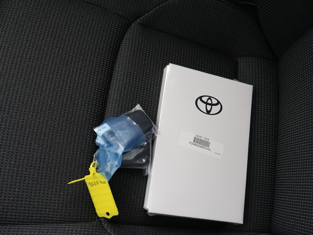 Toyota bZ4X (13)