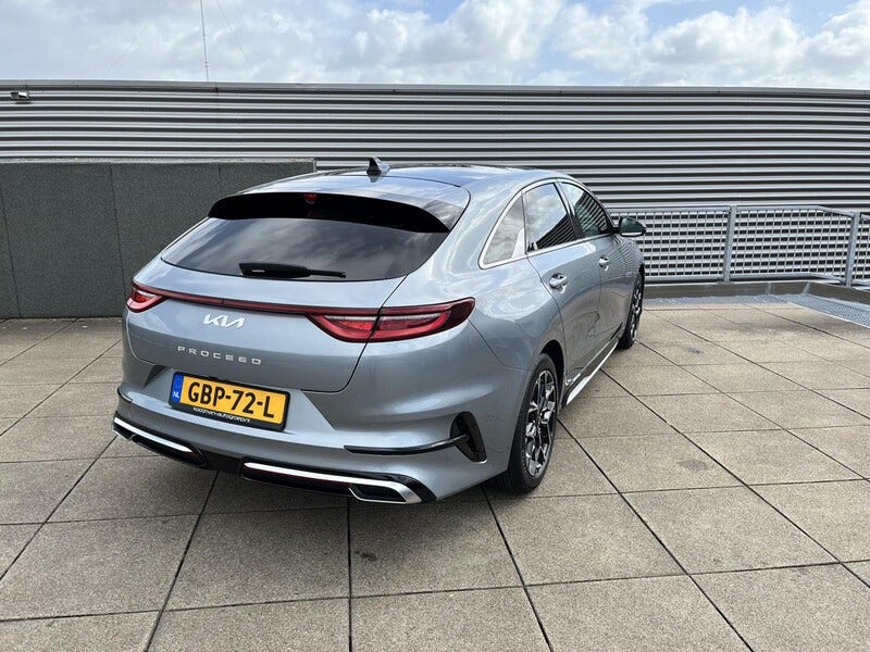 Kia ProCeed (5)