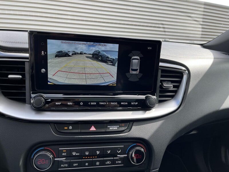 Kia ProCeed (16)