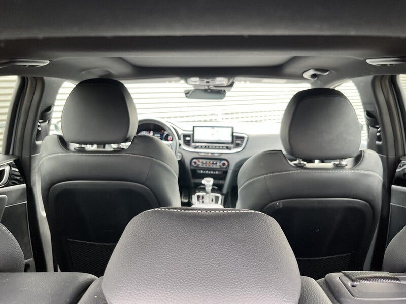 Kia ProCeed (23)