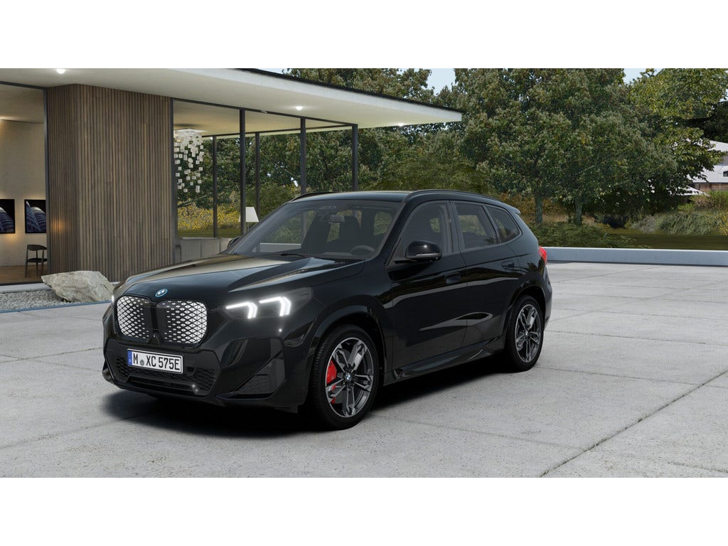 BMW iX1