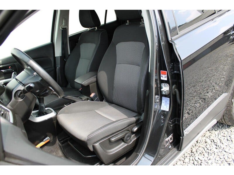 Suzuki Cross (5)