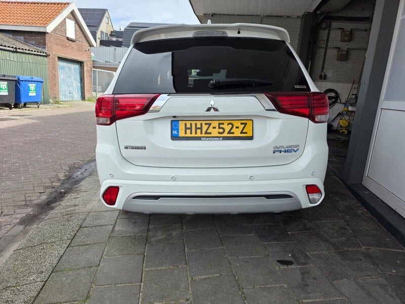 Mitsubishi Outlander (6)