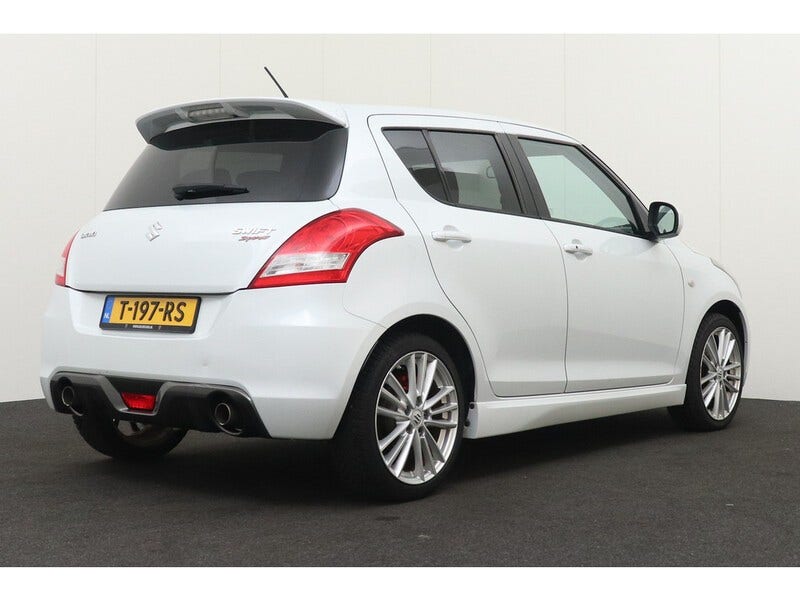 Suzuki Swift (2)