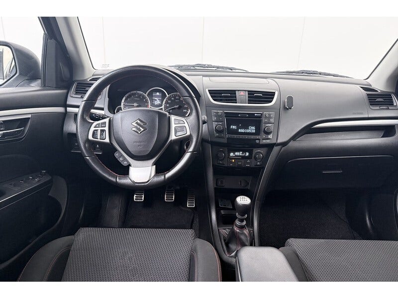 Suzuki Swift (8)