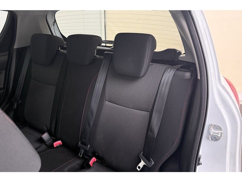 Suzuki Swift (11)