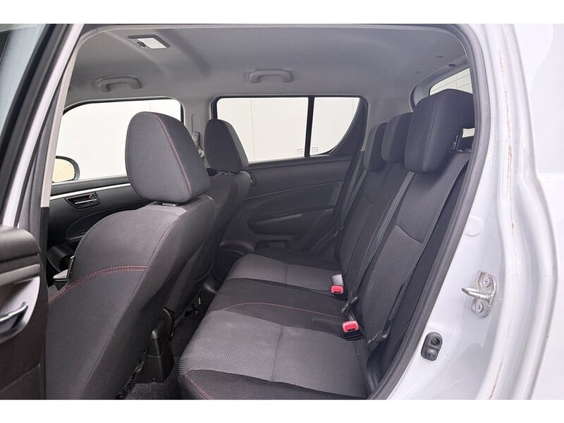 Suzuki Swift (12)