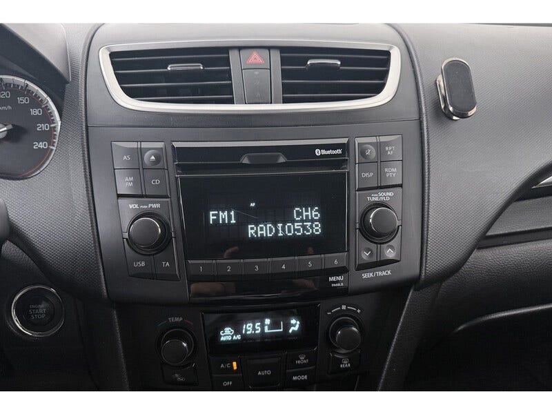 Suzuki Swift (19)