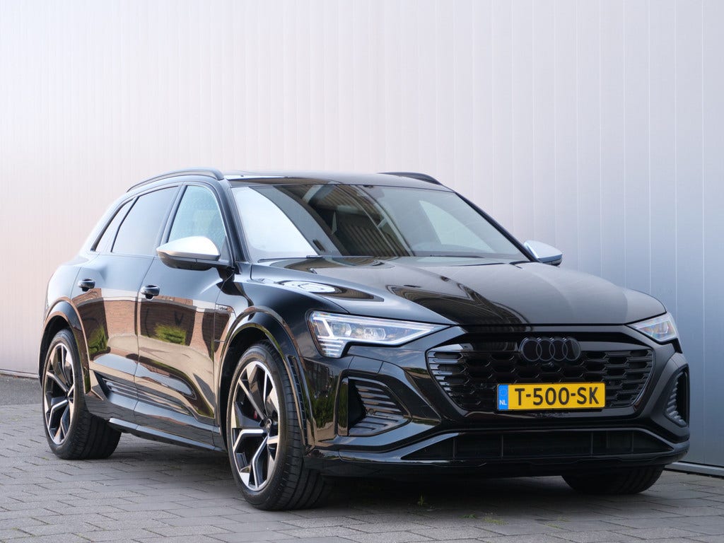 Audi Q8 e tron