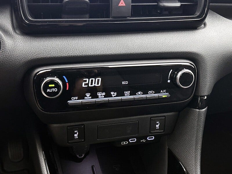 Toyota Yaris (13)