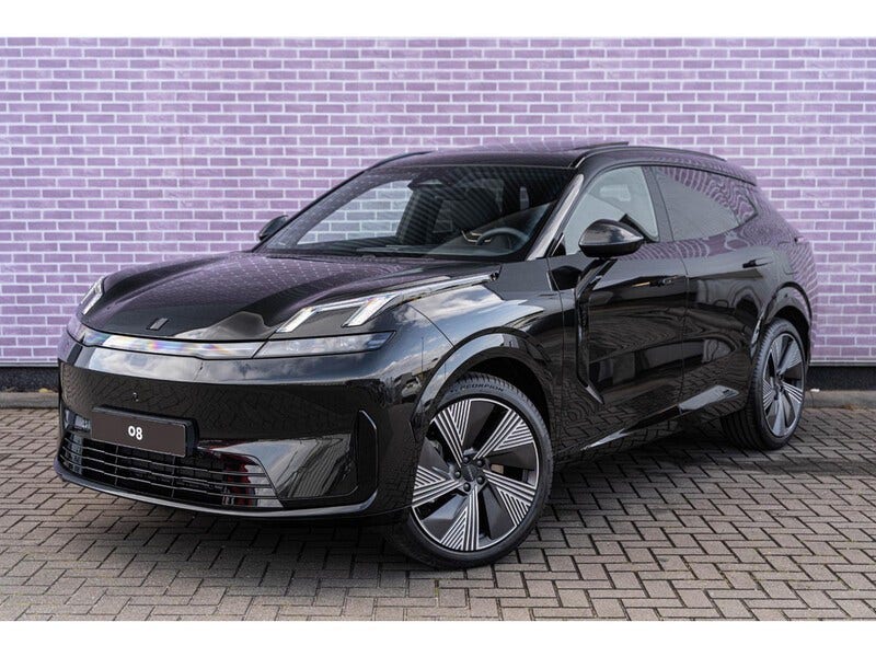 Lynk and Co 08