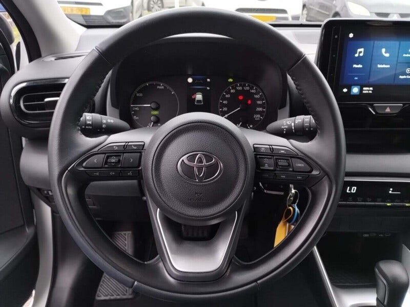 Toyota Yaris (6)