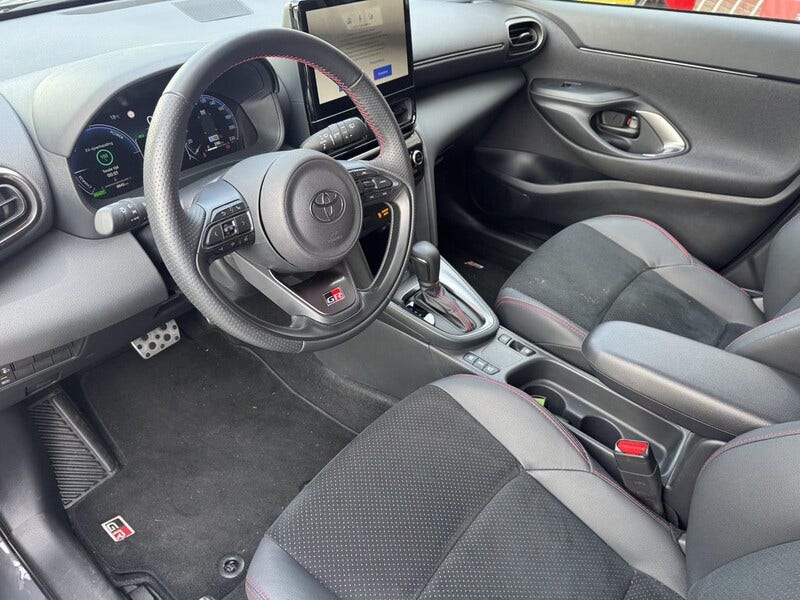 Toyota Yaris Cross (2)