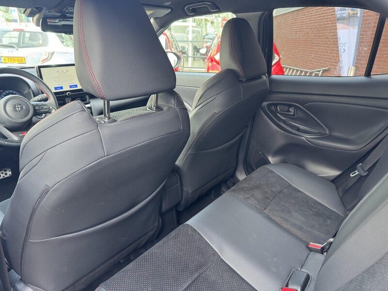 Toyota Yaris Cross (8)