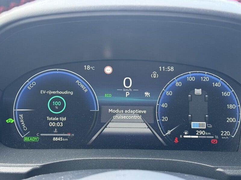 Toyota Yaris Cross (15)