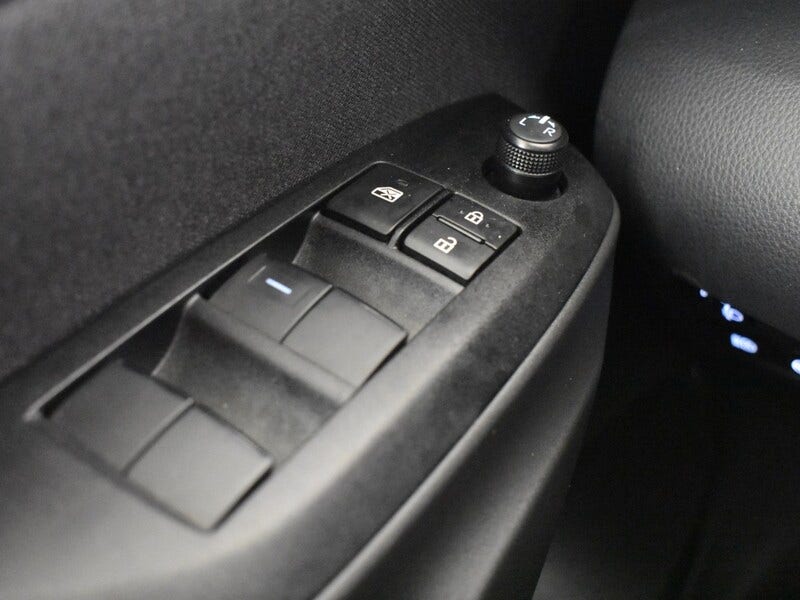 Toyota Yaris Cross (21)