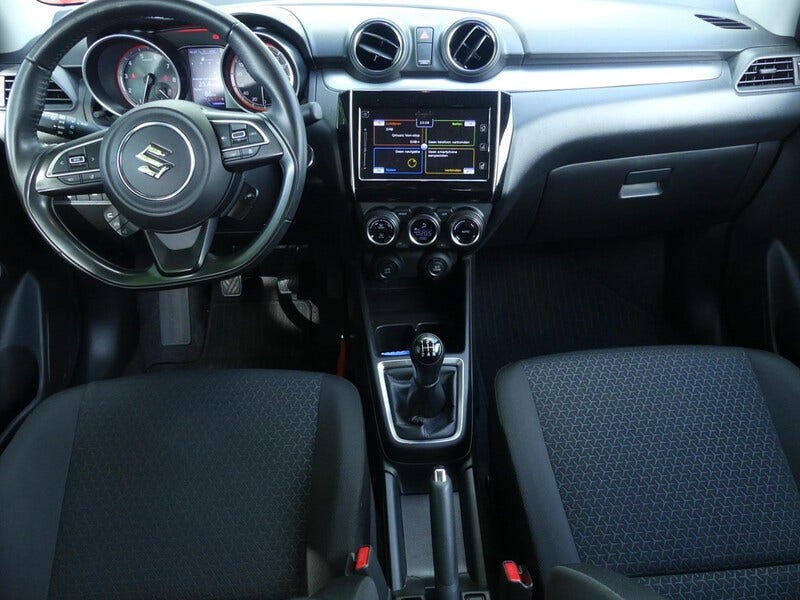 Suzuki Swift (8)