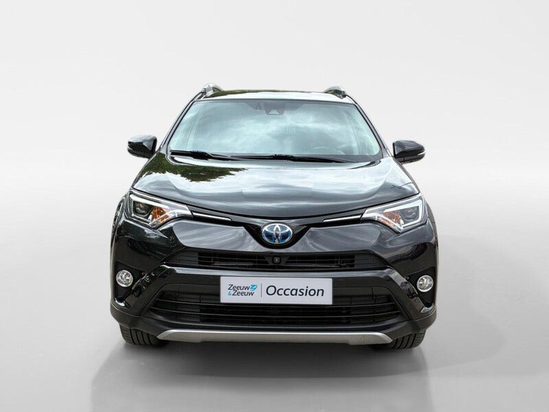 Toyota RAV4 (7)