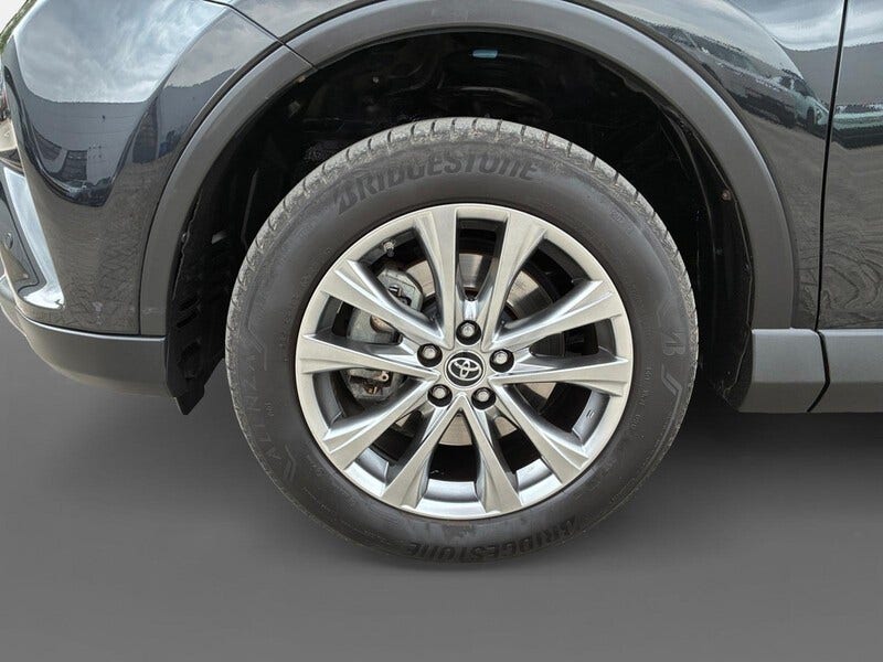 Toyota RAV4 (15)