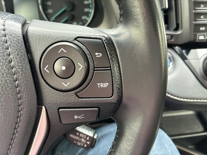 Toyota RAV4 (20)