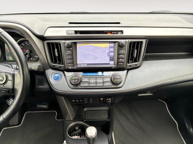 Toyota RAV4 (23)