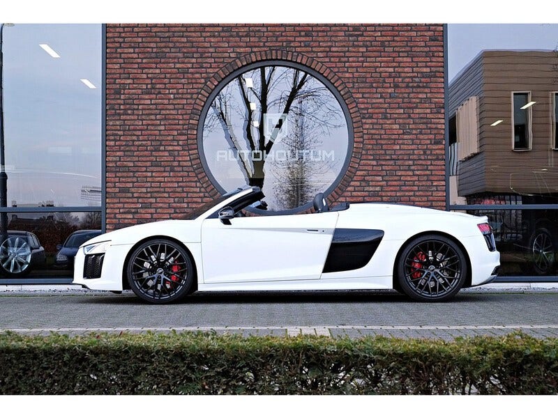 Audi R8