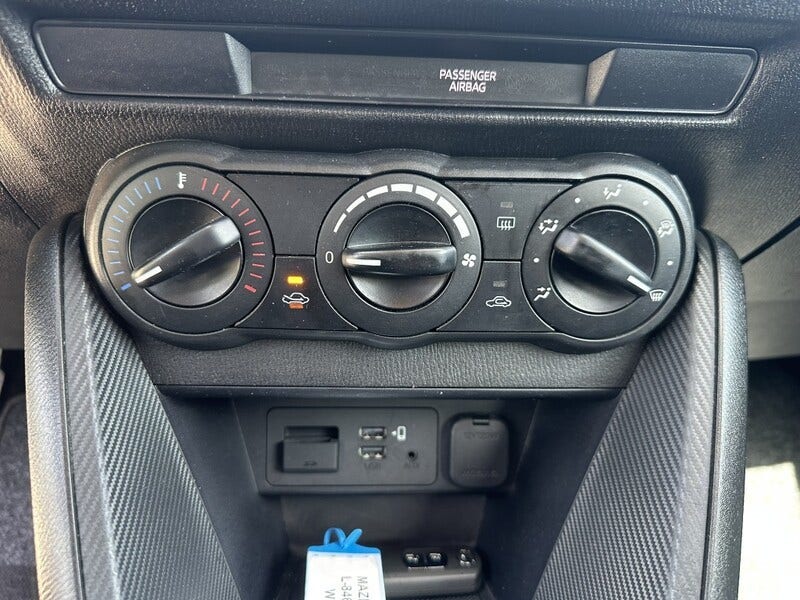 Mazda 2 (13)