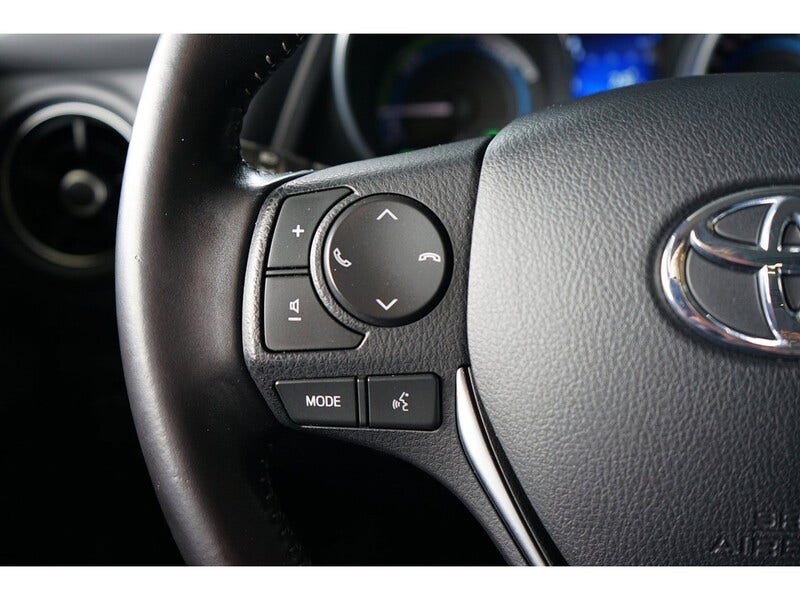 Toyota Auris (17)
