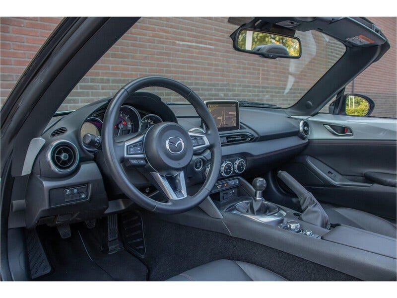 Mazda MX-5 (2)