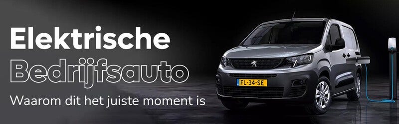 elektrische bedrijfsauto aan een laadpaal